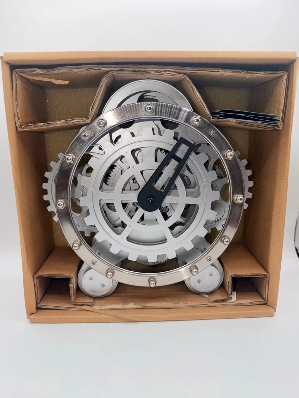 Kikkerland Moving Gear Clock